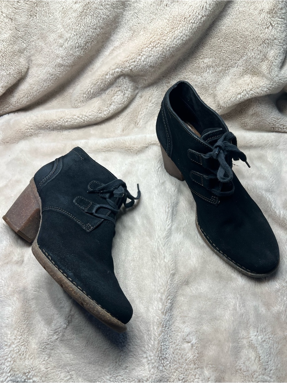 Clarks heel boot bootie size 11